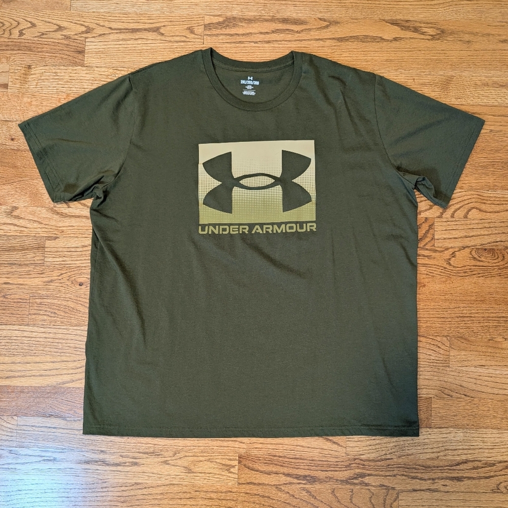 Under Armour Men’s T-Shirt Green Graphic Loose Fit Size 2XL